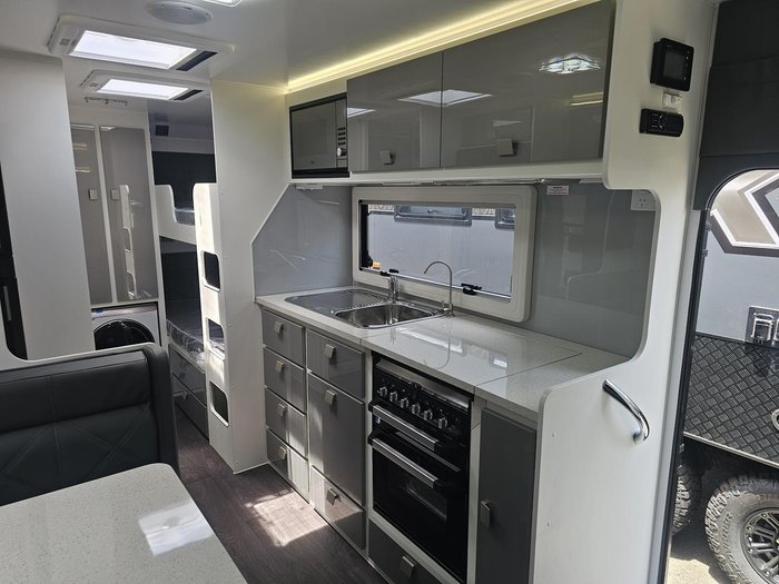 2025 JB Caravans Dirt Roader 22 Family Bunk