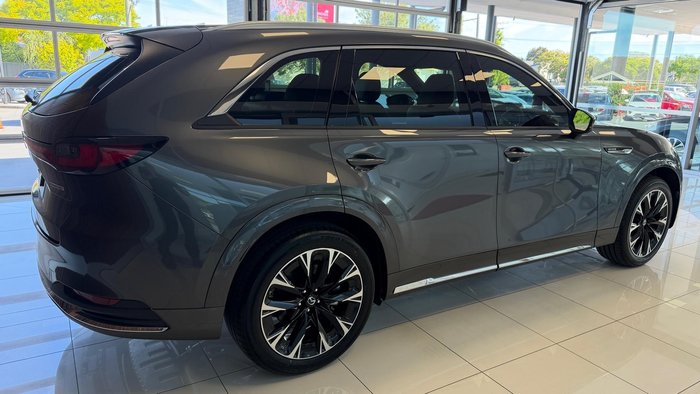 2025 Mazda CX-90 G50e Azami