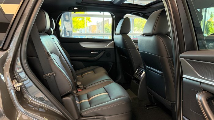 2025 Mazda CX-90 G50e Azami