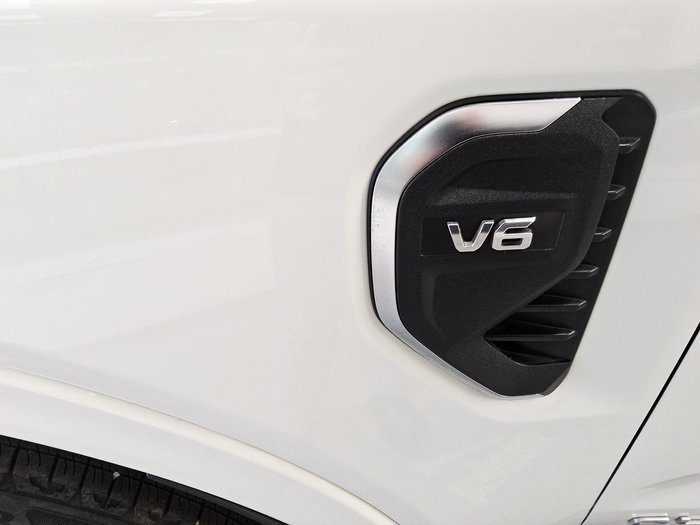 2024 Ford Everest Platinum MY24.50 4X4 Dual Range Arctic White