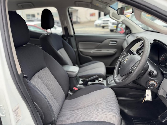 2018 MITSUBISHI TRITON GLX PLUS (4x4)