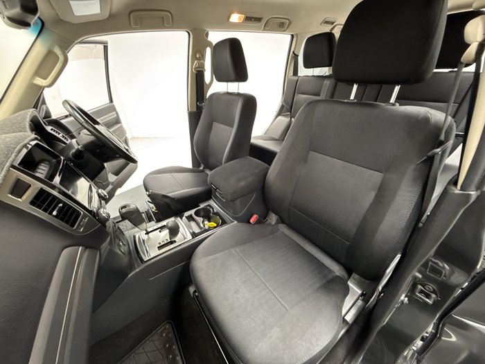 2019 Mitsubishi Pajero GLX