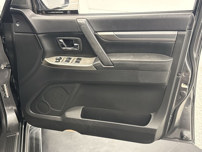 2019 Mitsubishi Pajero GLX