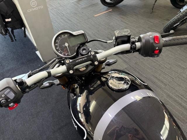 2024 Triumph Speed 400 Speed Four Black