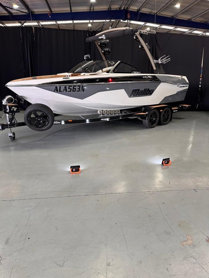 2021 Malibu Wakesetter 23 LSV