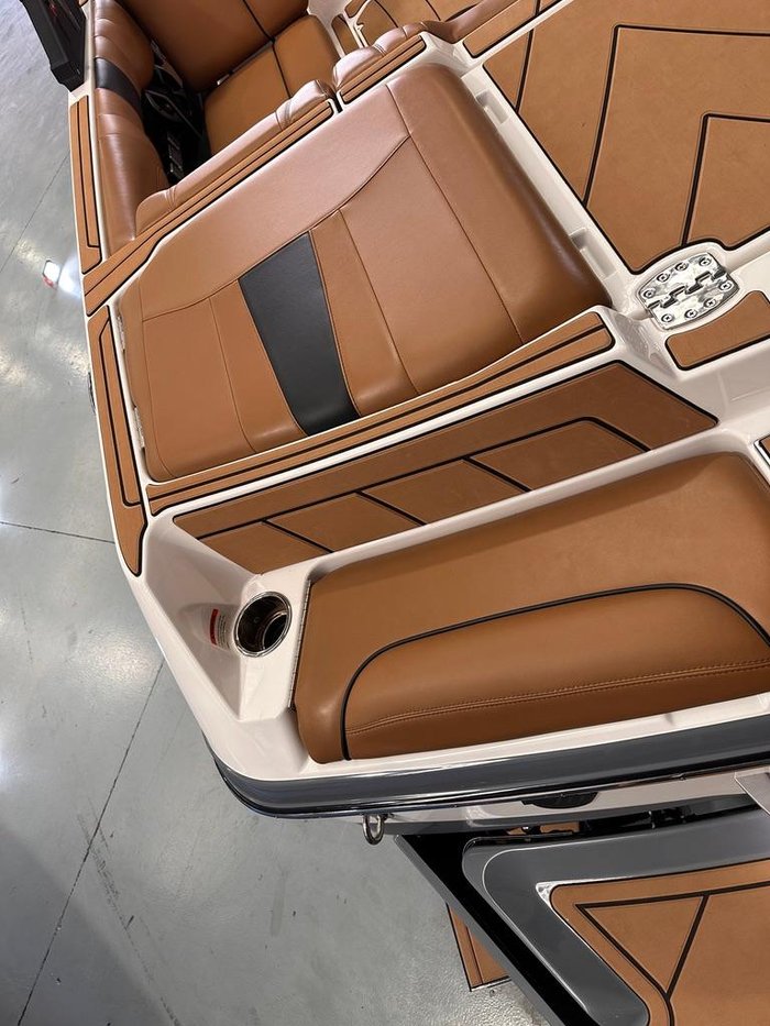 2021 Malibu Wakesetter 23 LSV