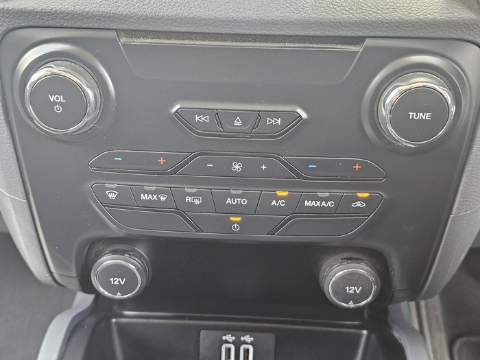 2017 Ford Everest Trend