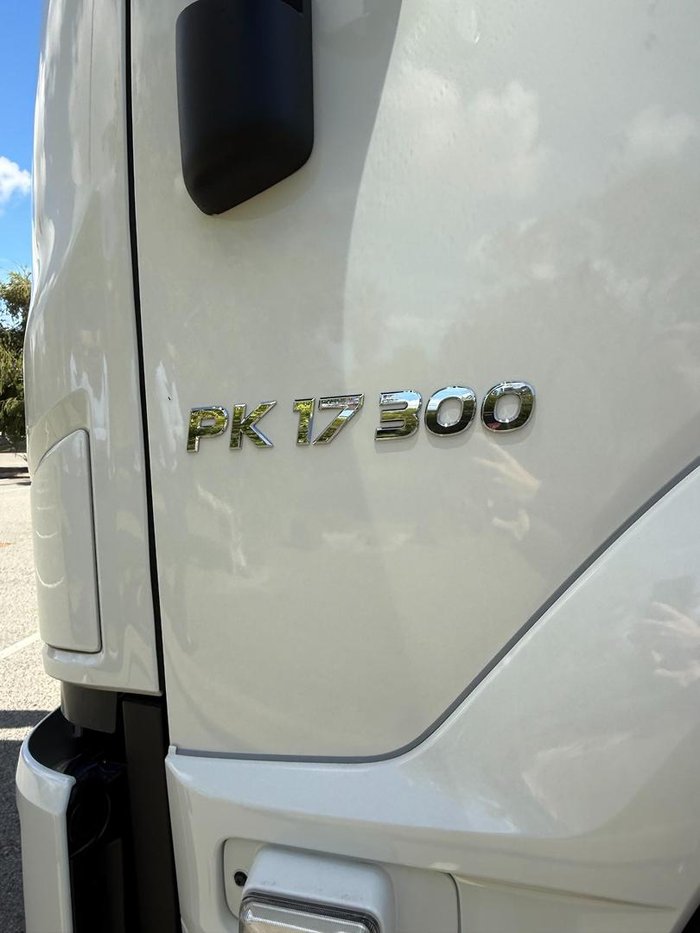 2026 UD Condor Pk Pk 17 300