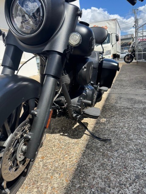 2021 Indian SPRINGFIELD DARK HORSE BLACK Black