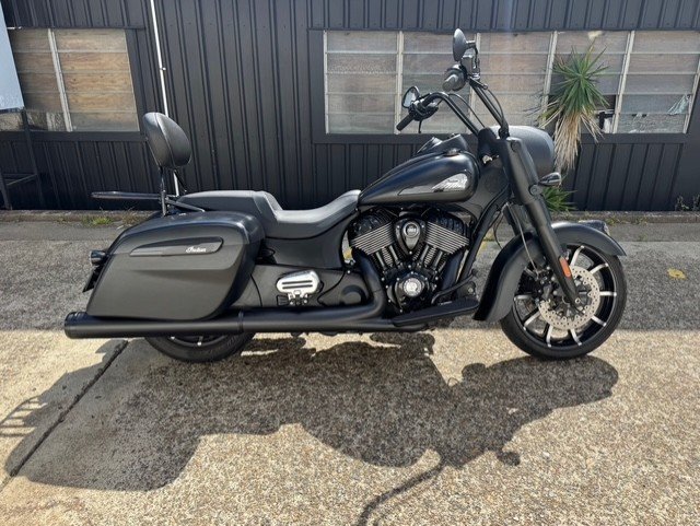 2021 Indian SPRINGFIELD DARK HORSE BLACK Black