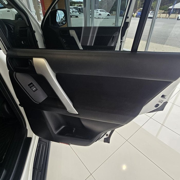 2017 Toyota Landcruiser Prado GXL