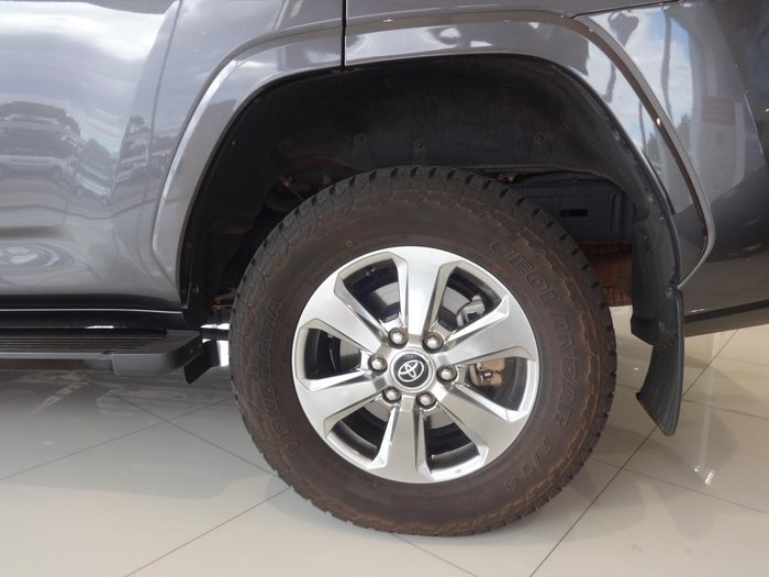 2023 Toyota Landcruiser VX