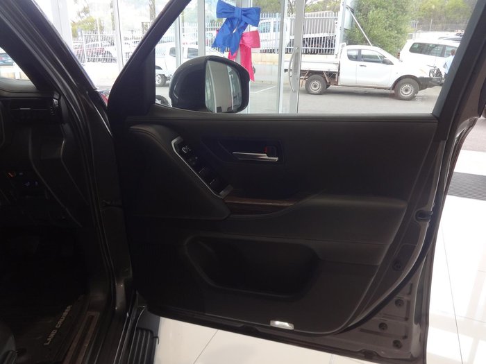 2023 Toyota Landcruiser VX