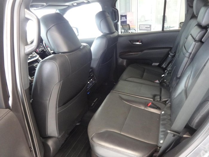 2023 Toyota Landcruiser VX