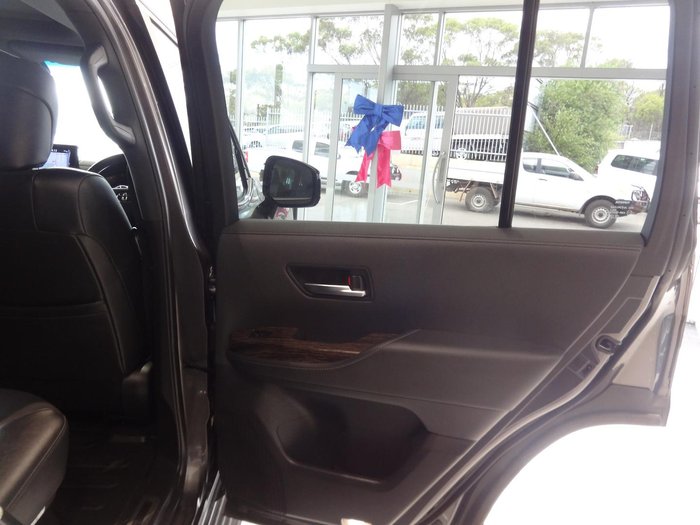 2023 Toyota Landcruiser VX