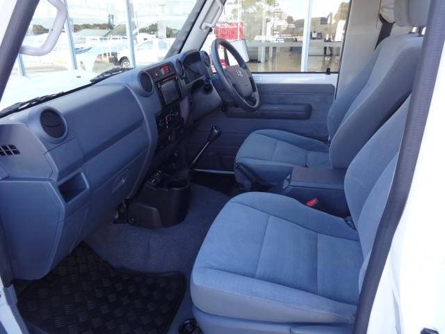 2022 Toyota Landcruiser GXL