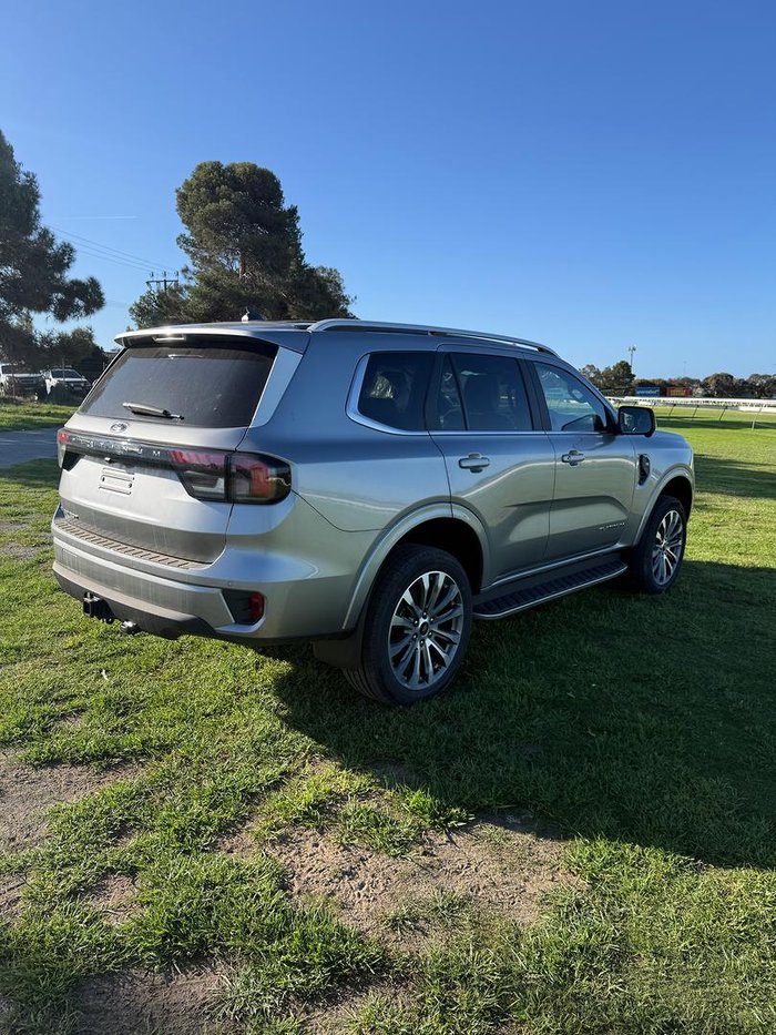 2025 Ford Everest Platinum