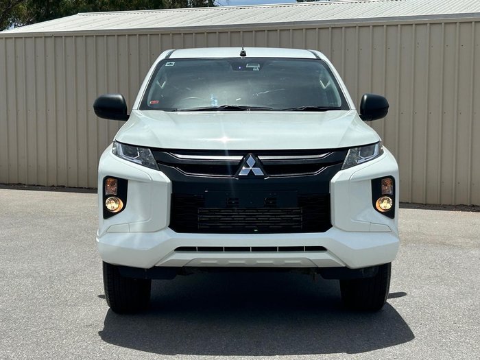 2019 Mitsubishi Triton GLX ADAS