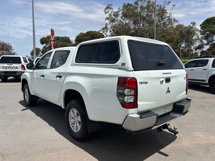 2019 Mitsubishi Triton GLX ADAS
