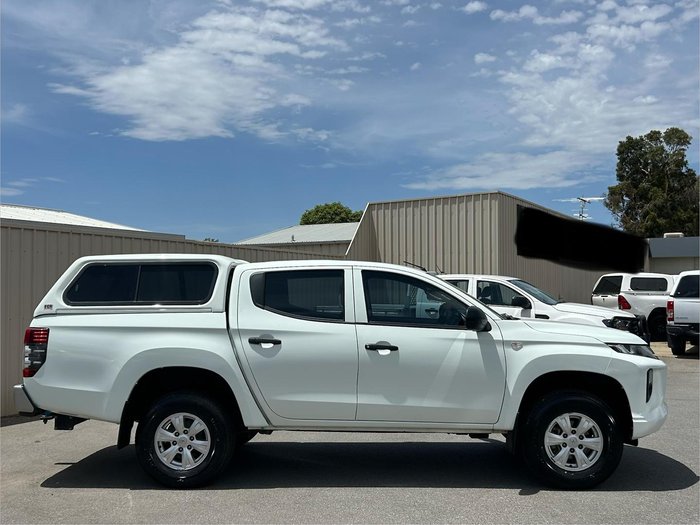 2019 Mitsubishi Triton GLX ADAS