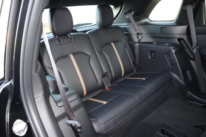 2024 Mazda CX-80 G40e Azami