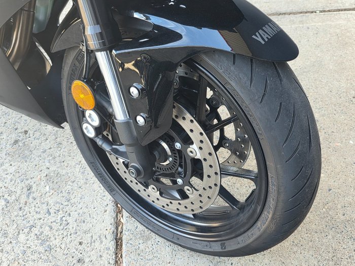 2025 Yamaha 2025 YAMAHA 655CC YZF-R7LA SPORTS BLACK