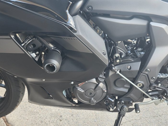 2025 Yamaha 2025 YAMAHA 655CC YZF-R7LA SPORTS BLACK