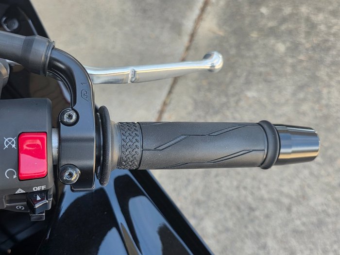 2025 Yamaha 2025 YAMAHA 655CC YZF-R7LA SPORTS BLACK