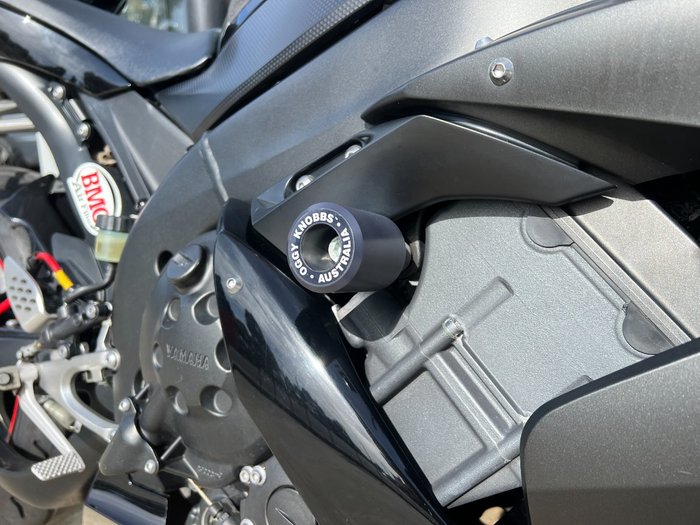 2005 Yamaha YZF-R1 BLACK