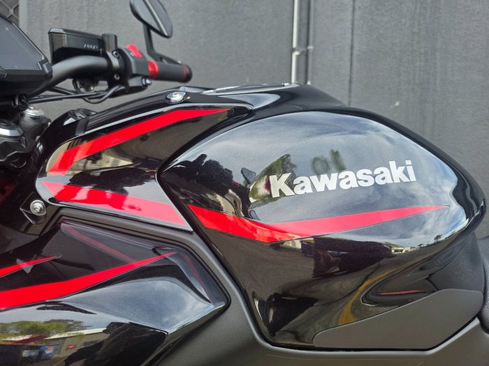 2025 Kawasaki Z650L (LAMS) RED