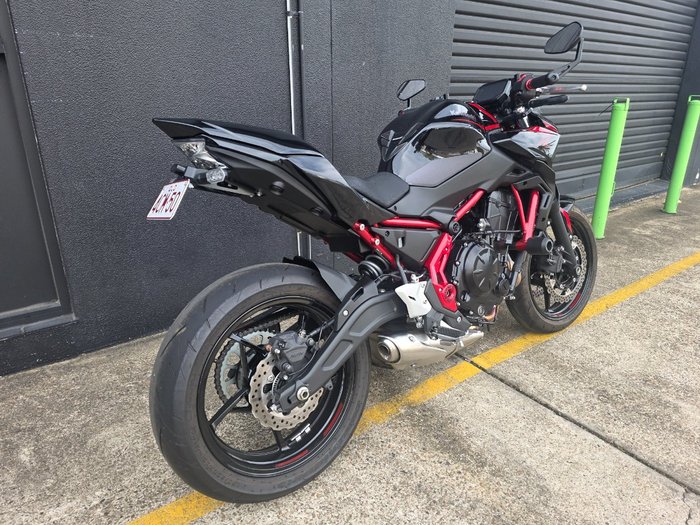 2025 Kawasaki Z650L (LAMS) RED