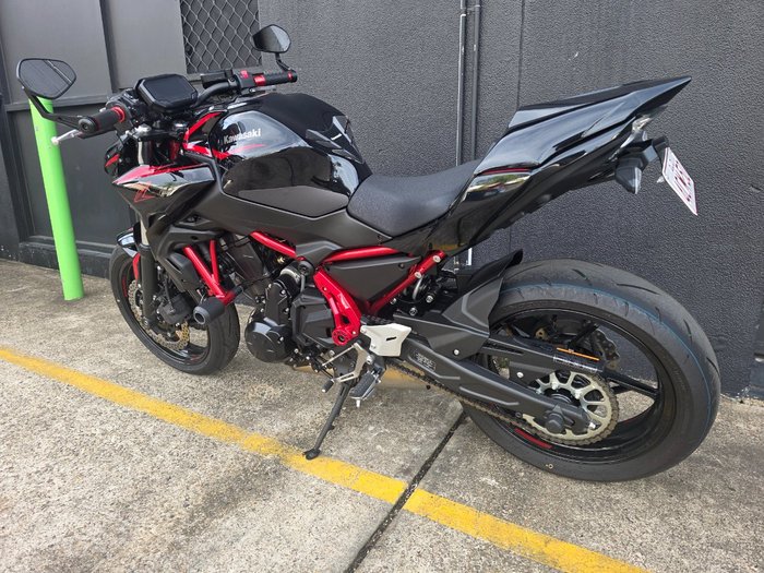 2025 Kawasaki Z650L (LAMS) RED