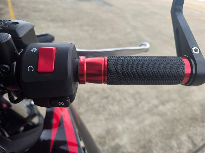 2025 Kawasaki Z650L (LAMS) RED