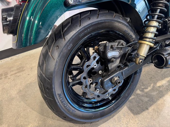 2015 Harley-Davidson Dyna Street Bob 103 (FXDB 103) Dyna