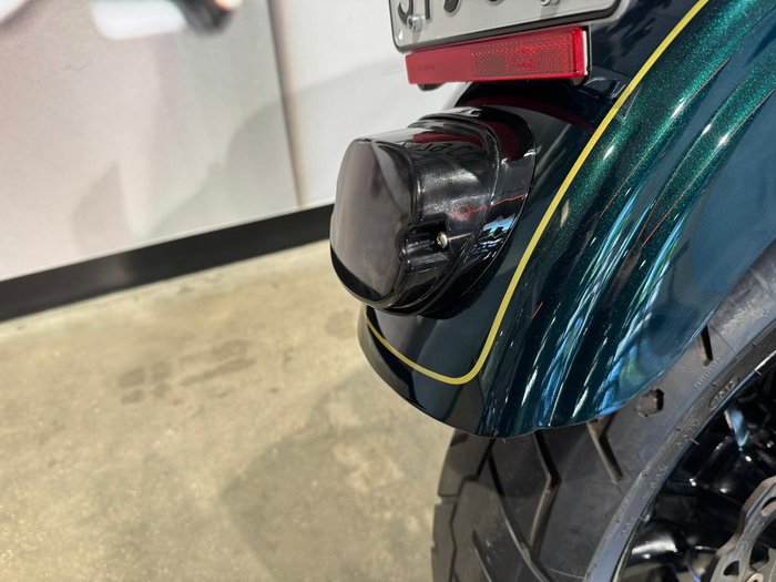 2015 Harley-Davidson Dyna Street Bob 103 (FXDB 103) Dyna