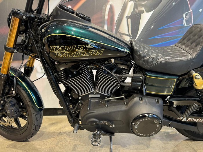 2015 Harley-Davidson Dyna Street Bob 103 (FXDB 103) Dyna