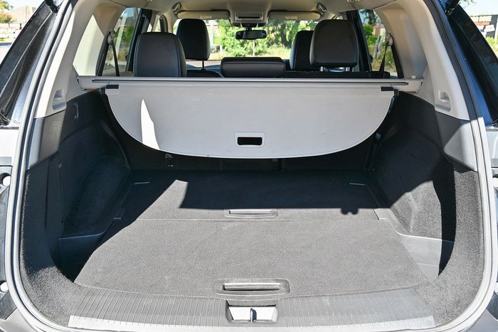 2024 Nissan X-TRAIL ST-L