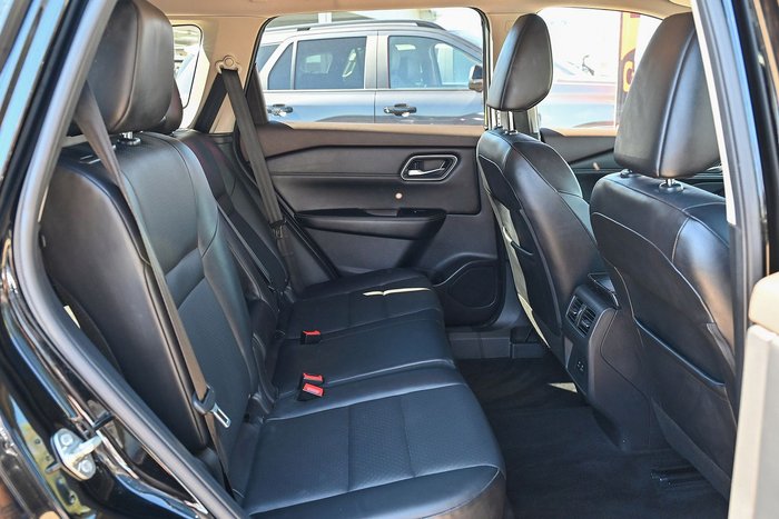 2024 Nissan X-TRAIL ST-L