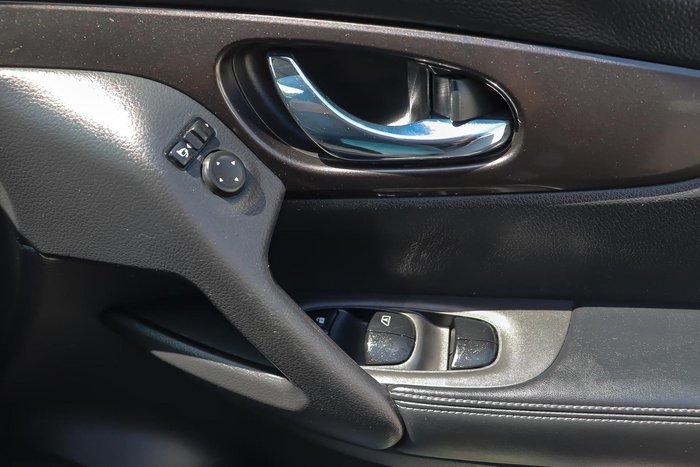 2019 Nissan X-TRAIL ST-L