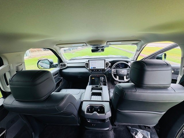 2024 Toyota Tundra Toyota Tundra - Limited - 3.5L Petrol Hybrid Automatic - Full Size pick-Up Graphite