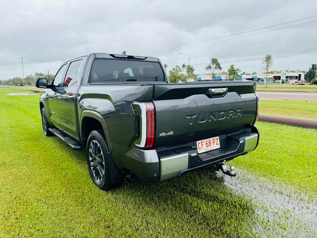 2024 Toyota Tundra Toyota Tundra - Limited - 3.5L Petrol Hybrid Automatic - Full Size pick-Up Graphite