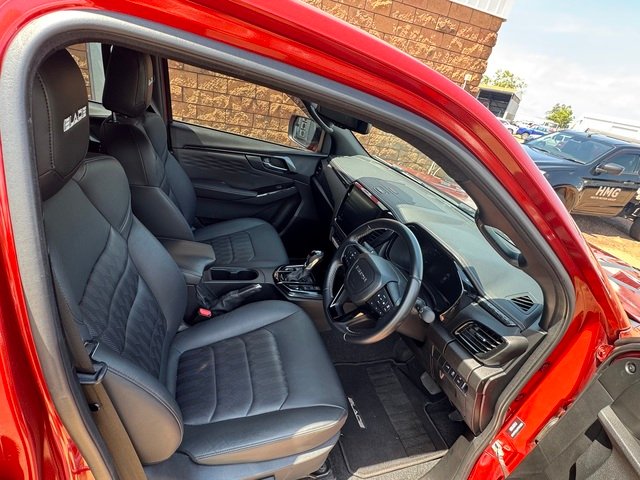 2024 Isuzu D-MAX 2024 Isuzu D-Max 4X4 Crew Cab UTE BLADE 3.0L Automatic (TOR4034) TOR4034 Sunstone Orange (595)