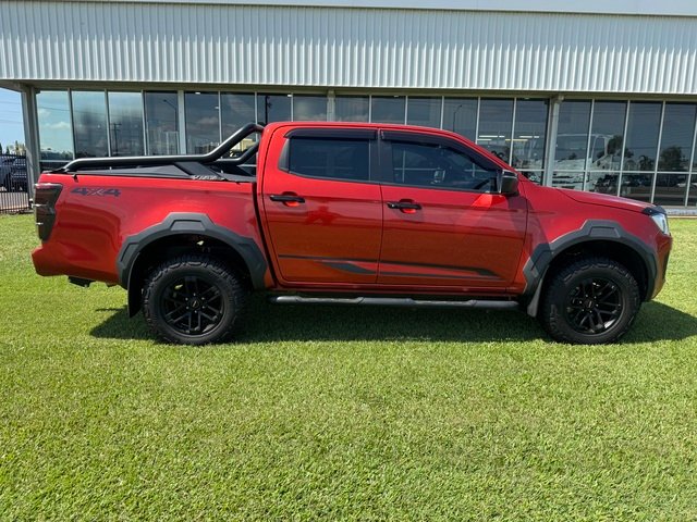 2024 Isuzu D-MAX 2024 Isuzu D-Max 4X4 Crew Cab UTE BLADE 3.0L Automatic
