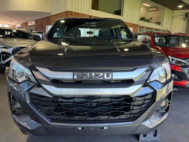 2025 Isuzu D-MAX 2024 Isuzu D-Max 4X4 Crew Cab Chassis LSU 3.0L Automatic Includes Steel Colour Coded Tray TOR4027 Obsidian Grey (554)
