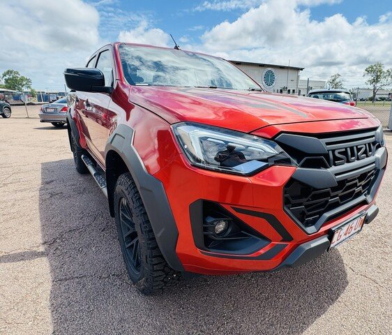 2025 Isuzu D-MAX 2024 Isuzu D-Max BLADE - 4X4 Crew Cab Ute - 3.0L TD Automatic Sunstone Orange Mica (595)