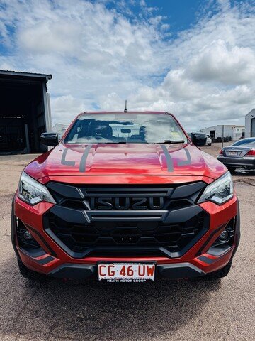 2025 Isuzu D-MAX 2024 Isuzu D-Max BLADE - 4X4 Crew Cab Ute - 3.0L TD Automatic Sunstone Orange Mica (595)