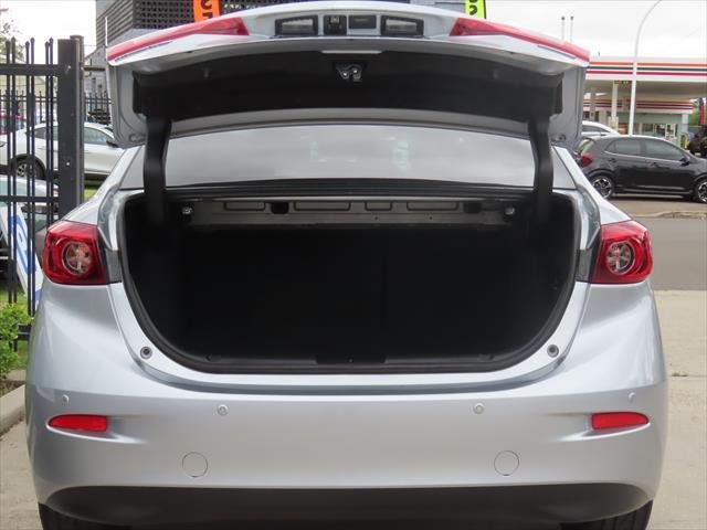 2018 Mazda 3 SP25 GT