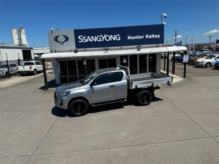 2022 Toyota Hilux SR