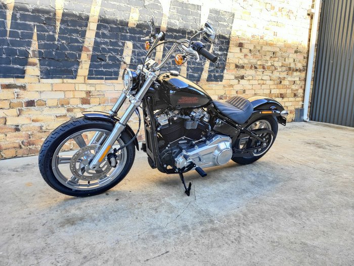 2023 HARLEY-DAVIDSON SOFTAIL STANDARD 107 (FXST) ROAD