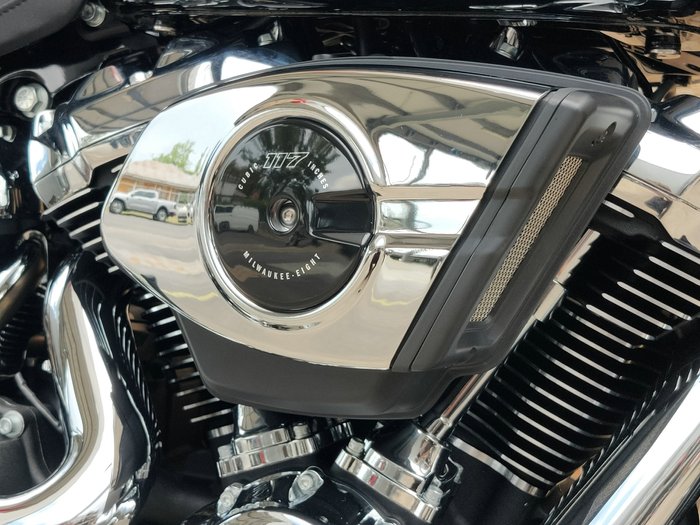 2025 HARLEY-DAVIDSON BREAKOUT 117 (FXBR) ROAD MIDNIGHT FIRESTORM